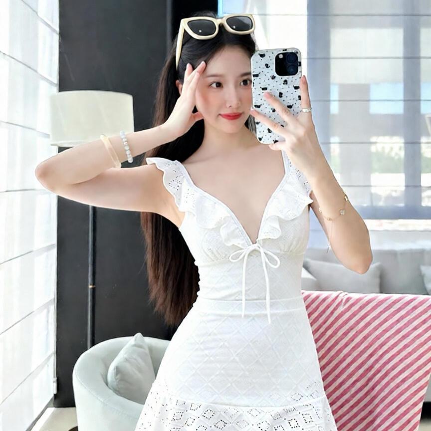 INS Style Hollow-out Lace White Dress-style