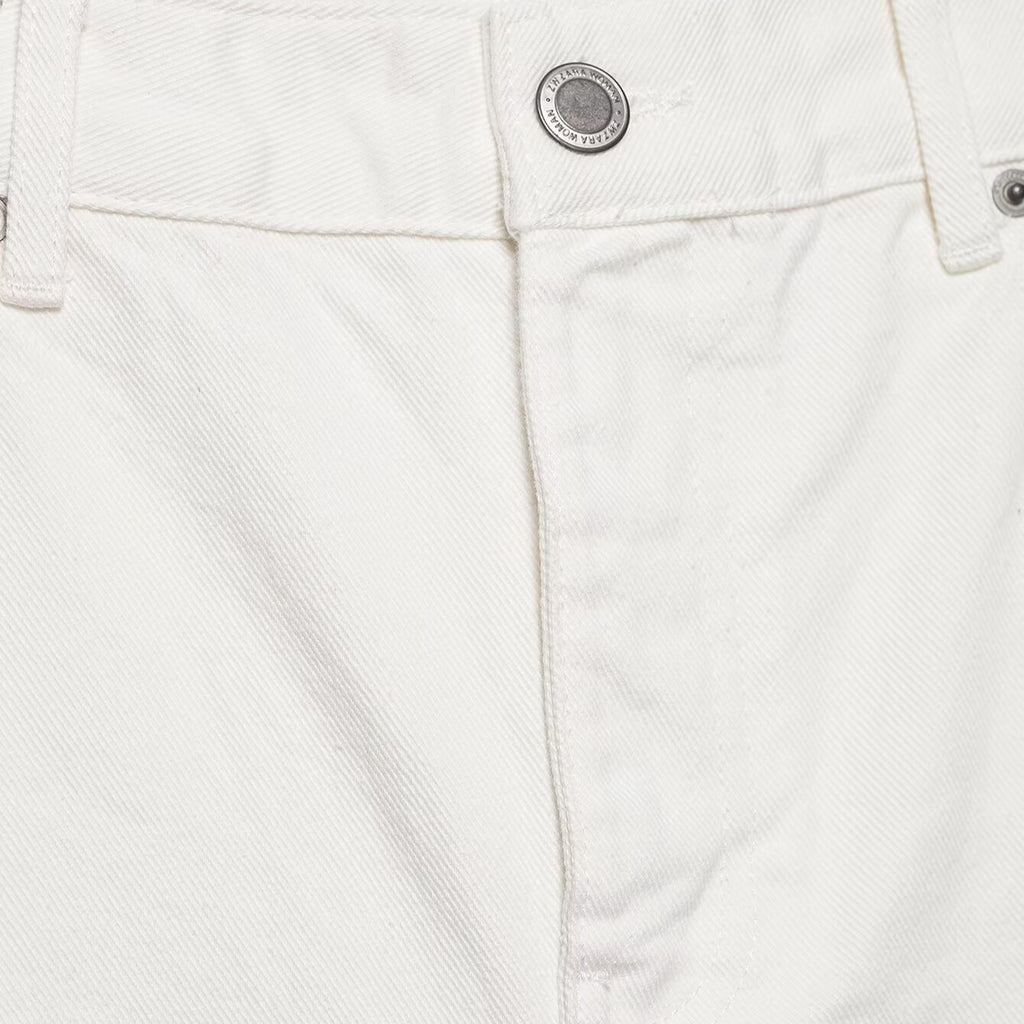 Style Raw Hem Denim Casual Shorts for Women