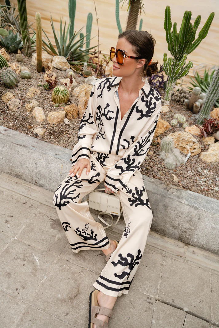 European and American printed color blocked satin vacation loose and casual two-piece set-5